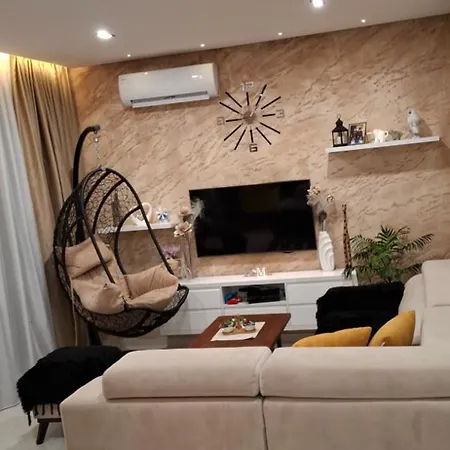 Stan Na Dan Apartment *